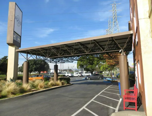 Hotel Focus SFO hotel detail image 4