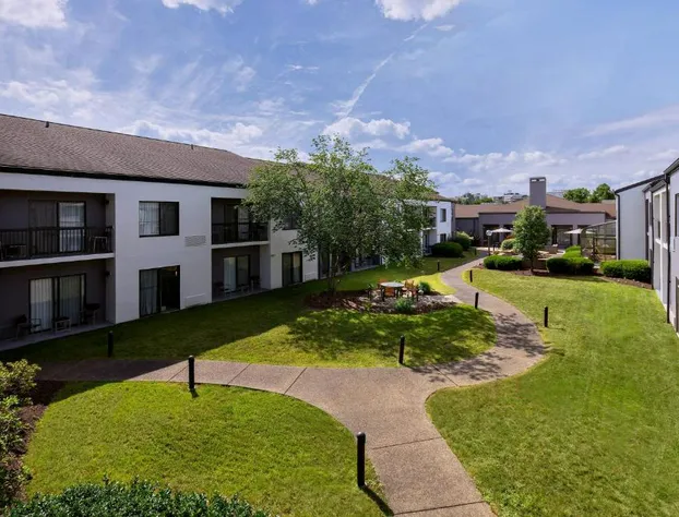 Courtyard by Marriott Pittsburgh Airport hotel detail image 1