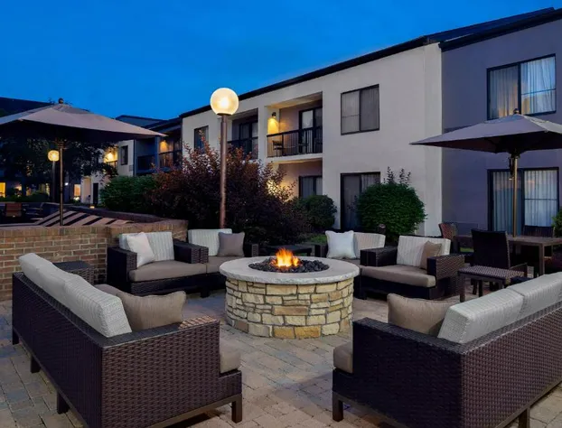 Courtyard by Marriott Pittsburgh Airport hotel detail image 4