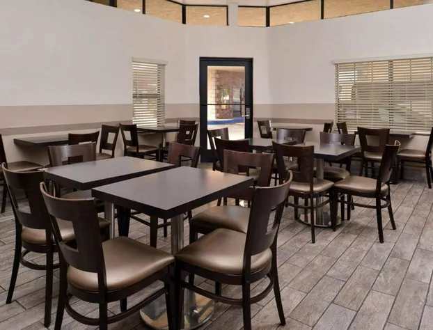 Best Western Airpark Hotel - LAX Airport LA Stadium hotel detail image 3