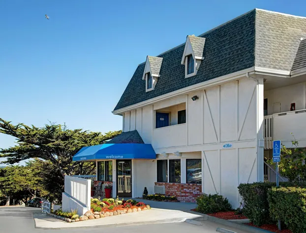 Motel 6 Marina, CA - Monterey hotel detail image 2