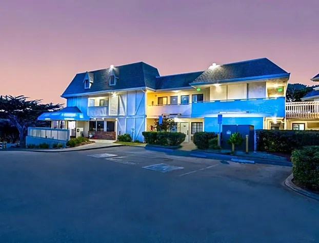 Motel 6 Marina, CA - Monterey hotel detail image 2