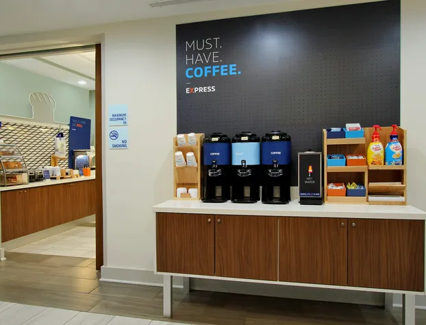 Holiday Inn Express Philadelphia Airport by IHG hotel detail image 2