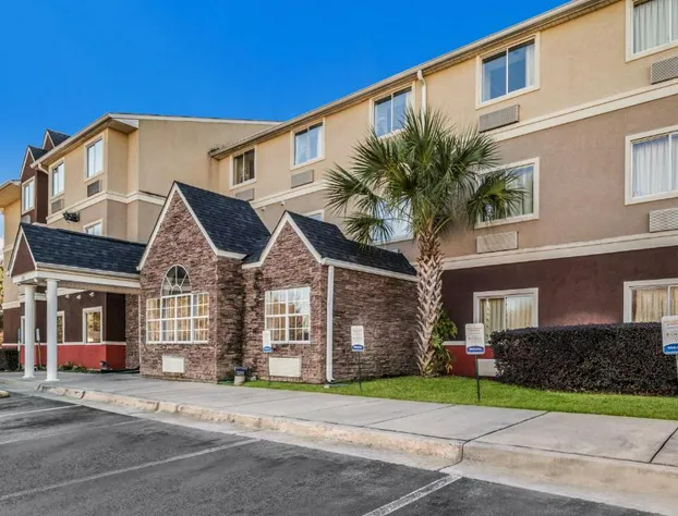 Quality Inn & Suites Augusta Fort Gordon Area hotel detail image 4