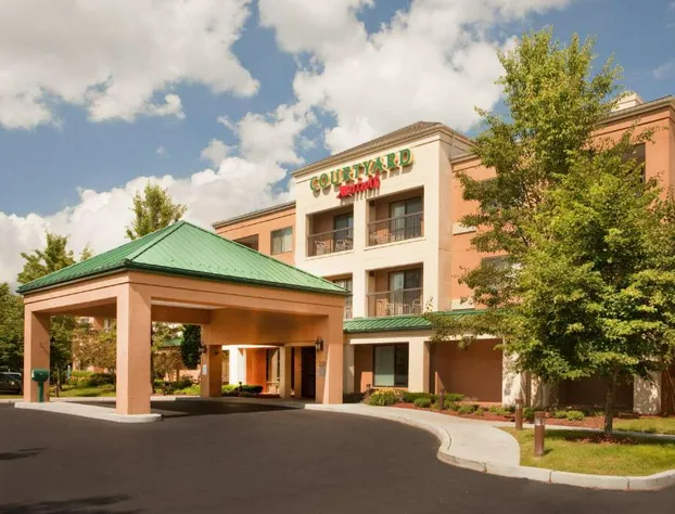 Courtyard by Marriott Hartford Manchester hotel detail image 1
