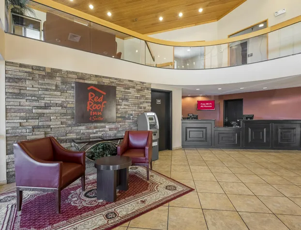 Red Roof Inn & Suites Cincinnati North - Mason hotel detail image 2