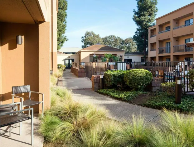 Sonesta Select Los Angeles LAX El Segundo hotel detail image 2