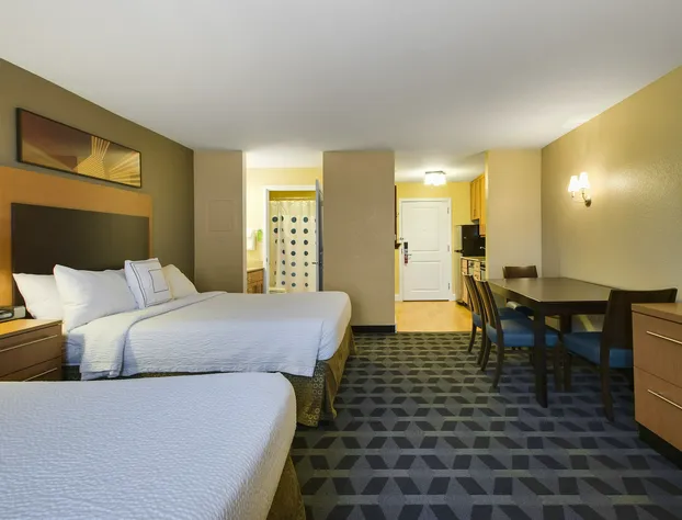 TownePlace Suites Kansas City Overland Park hotel detail image 3