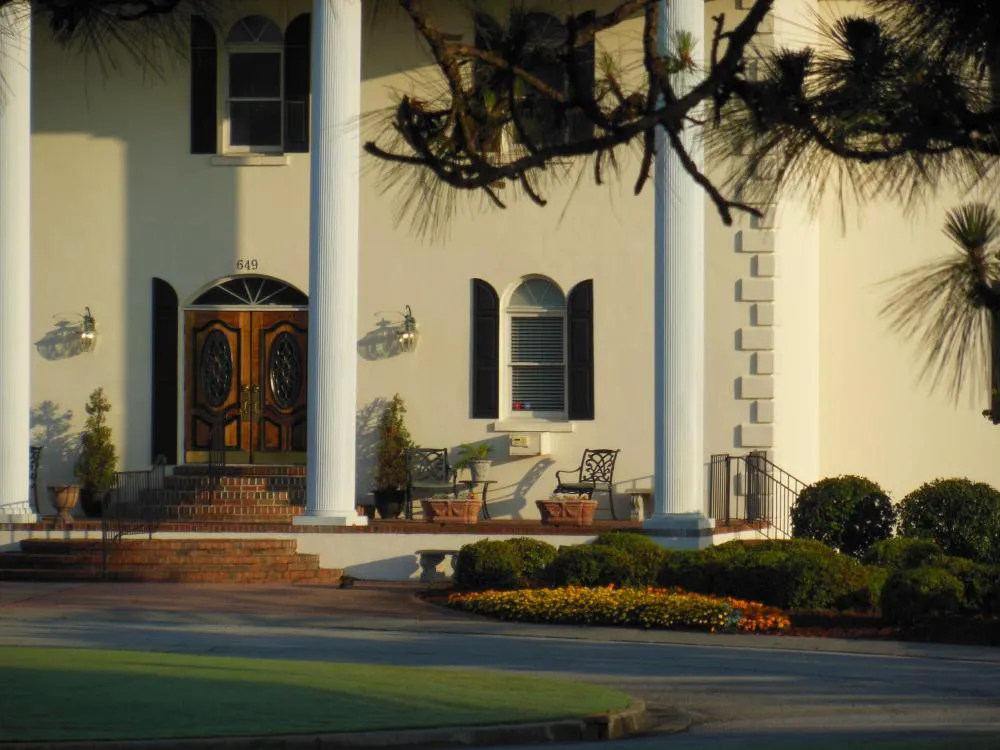 Beau Rivage Golf & Resort hotel hero