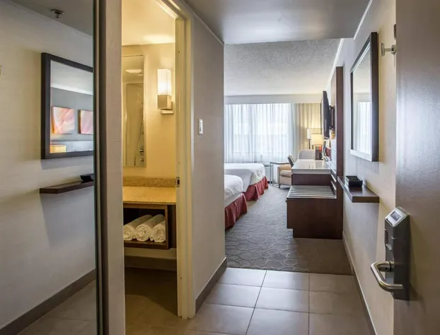 Delta Hotels by Marriott Saguenay Conference Centre hotel detail image 4