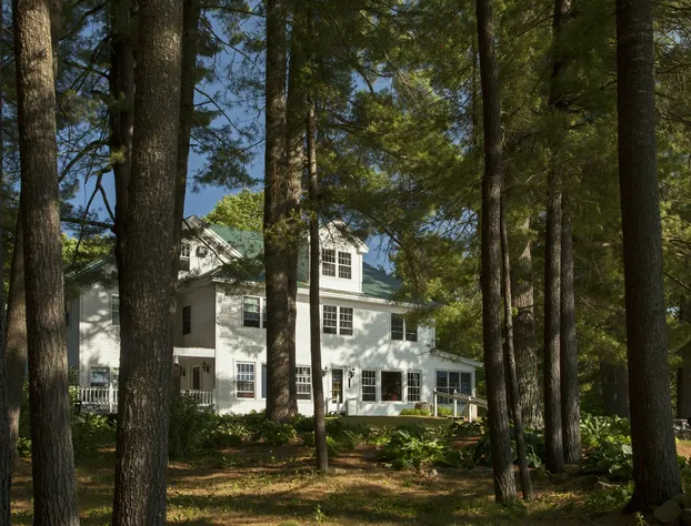 Wolf Cove Inn hotel detail image 3