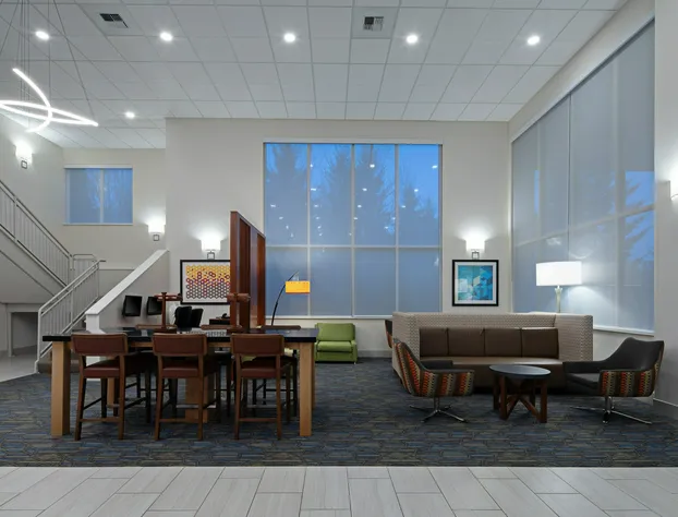 Holiday Inn Express Hotel & Suites SeaTac by IHG hotel detail image 2