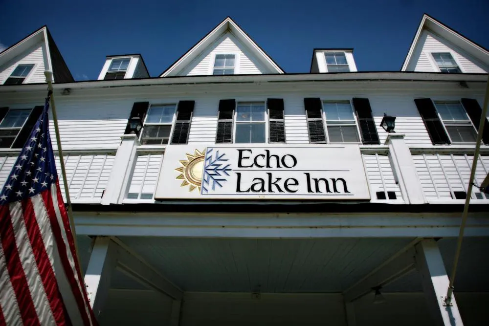 Echo Lake Inn hotel hero