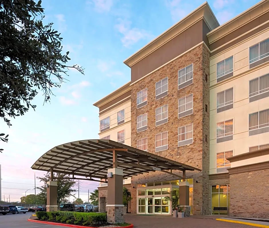 DoubleTree by Hilton Houston Westchase hotel hero