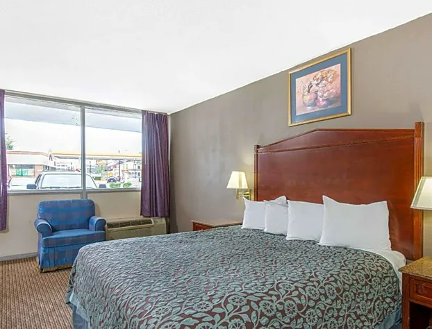 Days Inn by Wyndham Arlington Pentagon hotel detail image 3