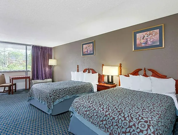 Days Inn by Wyndham Arlington Pentagon hotel detail image 4