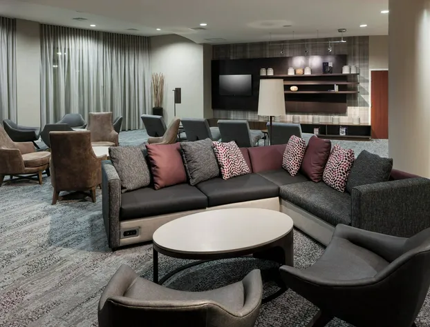 Courtyard by Marriott Miami at Dolphin Mall hotel detail image 4