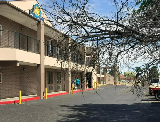 Days Inn & Suites by Wyndham Albuquerque West hotel detail image 1