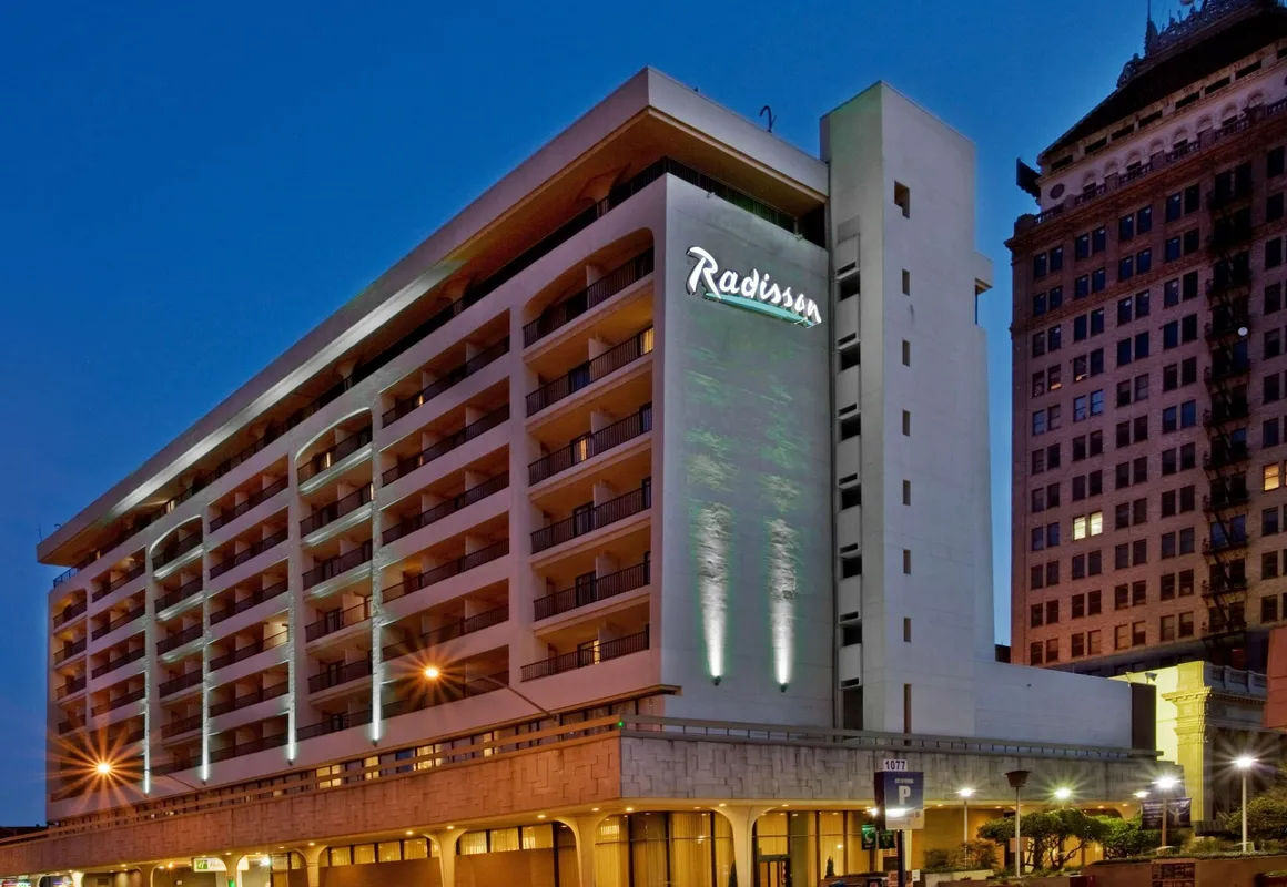 Radisson Hotel Fresno Conference Center hotel hero