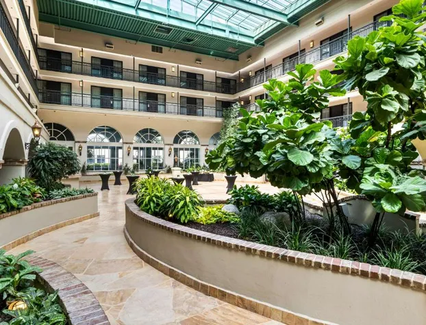 Embassy Suites by Hilton Los Angeles LAX South/El Segundo hotel detail image 1