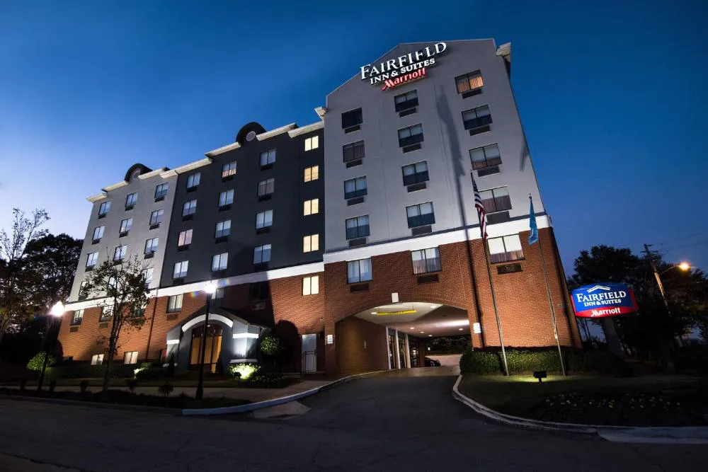 Fairfield Inn and Suites by Marriott Atlanta Airport North hotel hero
