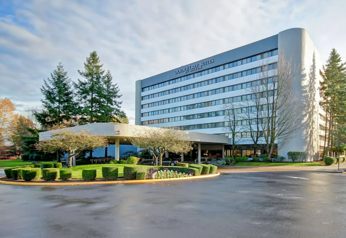 DoubleTree Suites by Hilton Seattle Airport - Southcenter hotel hero