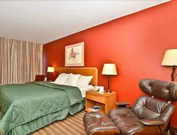 Rodeway Inn East hotel detail image 3