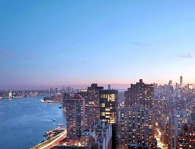 Millennium Hilton New York One UN Plaza hotel detail image 3