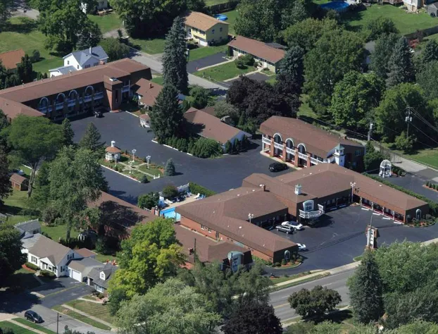 Lockport Inn & Suites hotel detail image 4
