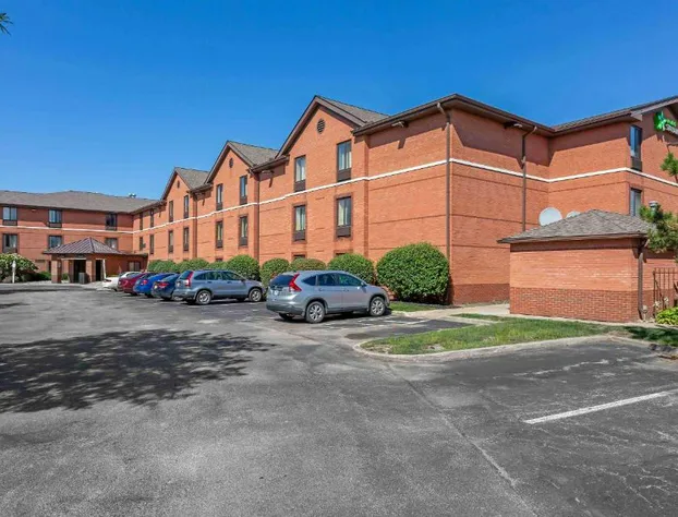 Extended Stay America Suites Cleveland Middleburg Heights hotel detail image 1