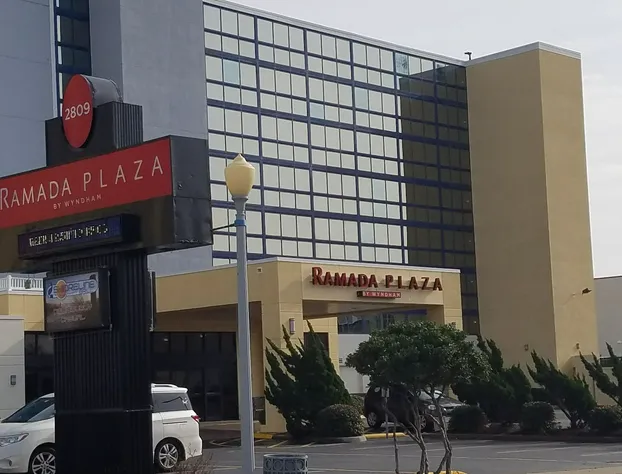 Ramada Plaza by Wyndham Virginia Beach Oceanfront hotel detail image 1