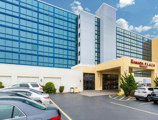 Ramada Plaza by Wyndham Virginia Beach Oceanfront hotel detail image 3