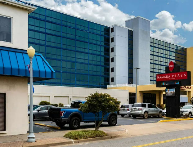 Ramada Plaza by Wyndham Virginia Beach Oceanfront hotel detail image 4