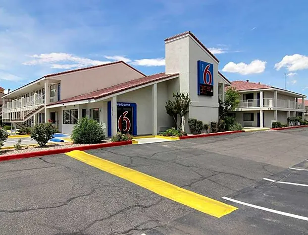 Economy Inn hotel detail image 2