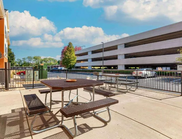 Extended Stay America Suites Madison Junction Court hotel detail image 2