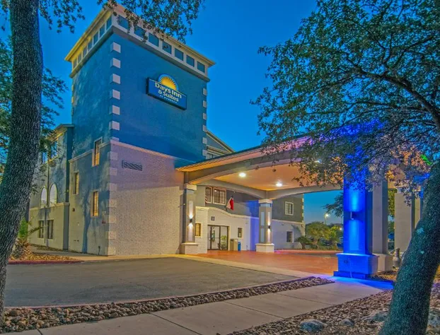 Days Inn by Wyndham Suites San Antonio North/Stone Oak hotel detail image 1