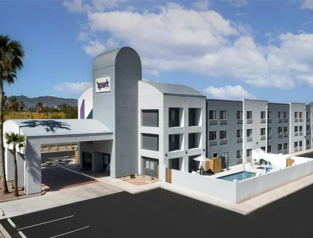 Spark By Hilton Tucson Airport hotel detail image 1