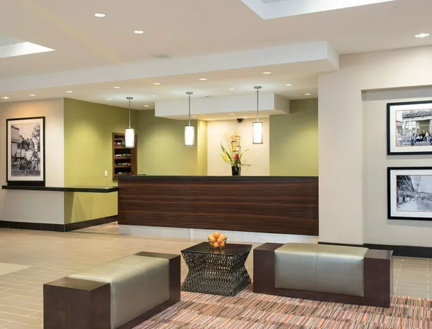 DoubleTree by Hilton Hotel Grand Rapids Airport hotel detail image 2