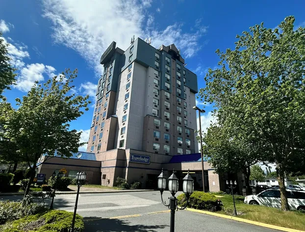 Travelodge by Wyndham Vancouver Airport hotel detail image 1