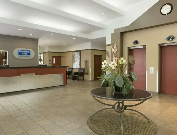 Travelodge by Wyndham Vancouver Airport hotel detail image 1