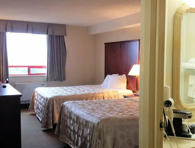 Travelodge by Wyndham Vancouver Airport hotel detail image 4