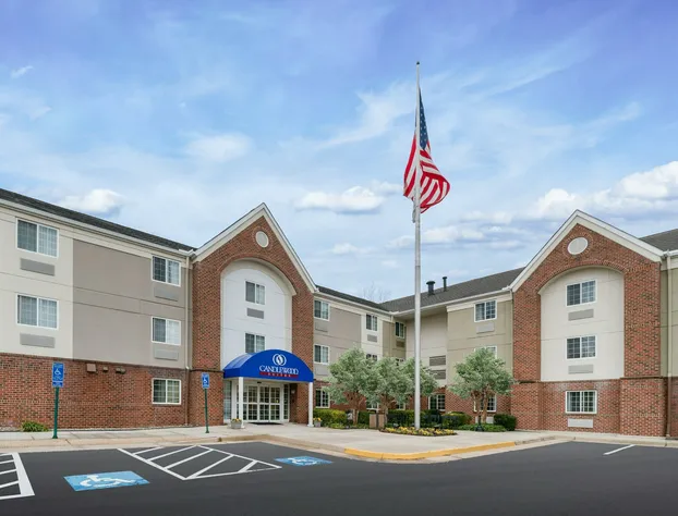 Candlewood Suites Washington-Fairfax by IHG hotel detail image 2