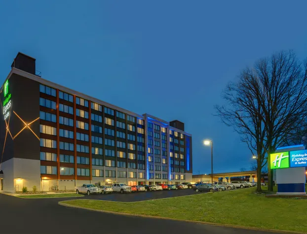 Holiday Inn Express & Suites Ft. Washington - Philadelphia by IHG hotel detail image 4