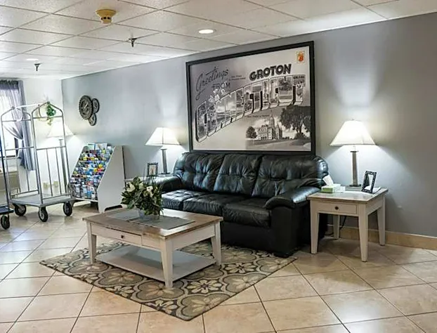 Super 8 by Wyndham Groton hotel detail image 1