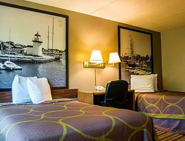 Super 8 by Wyndham Groton hotel detail image 3
