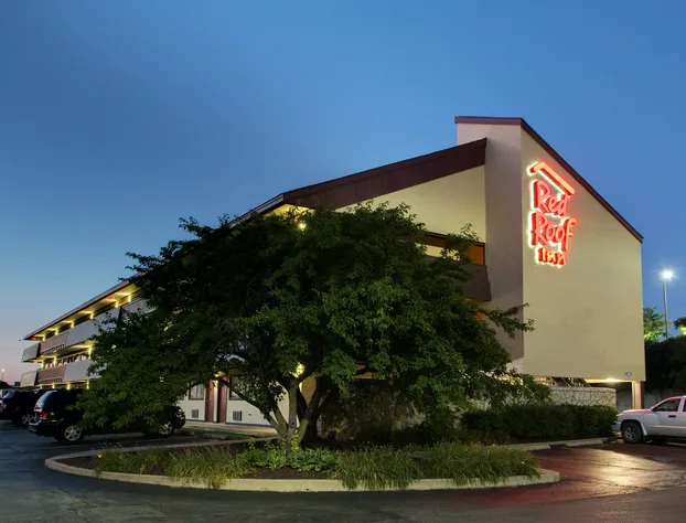 Red Roof Inn St Louis - Westport/ Maryland Heights hotel detail image 1