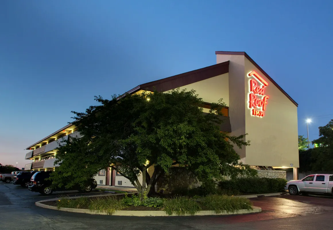 Red Roof Inn St Louis - Westport/ Maryland Heights hotel hero