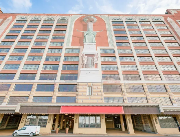 OYO Hotel St Louis Downtown City Center MO hotel detail image 1