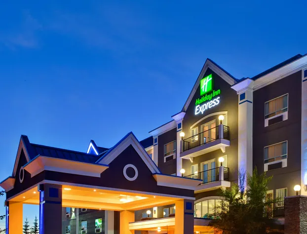 Holiday Inn Express Hotel & Suites Calgary S-Macleod Trail S by IHG hotel detail image 1