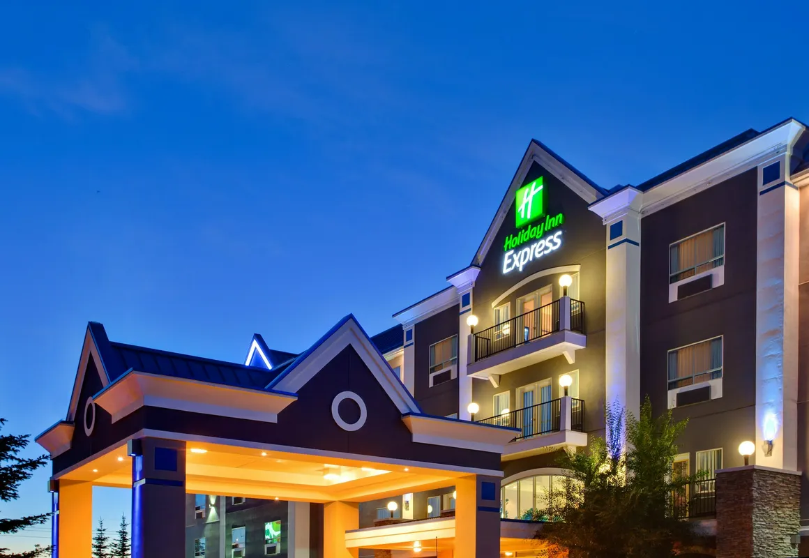 Holiday Inn Express Hotel & Suites Calgary S-Macleod Trail S by IHG hotel hero